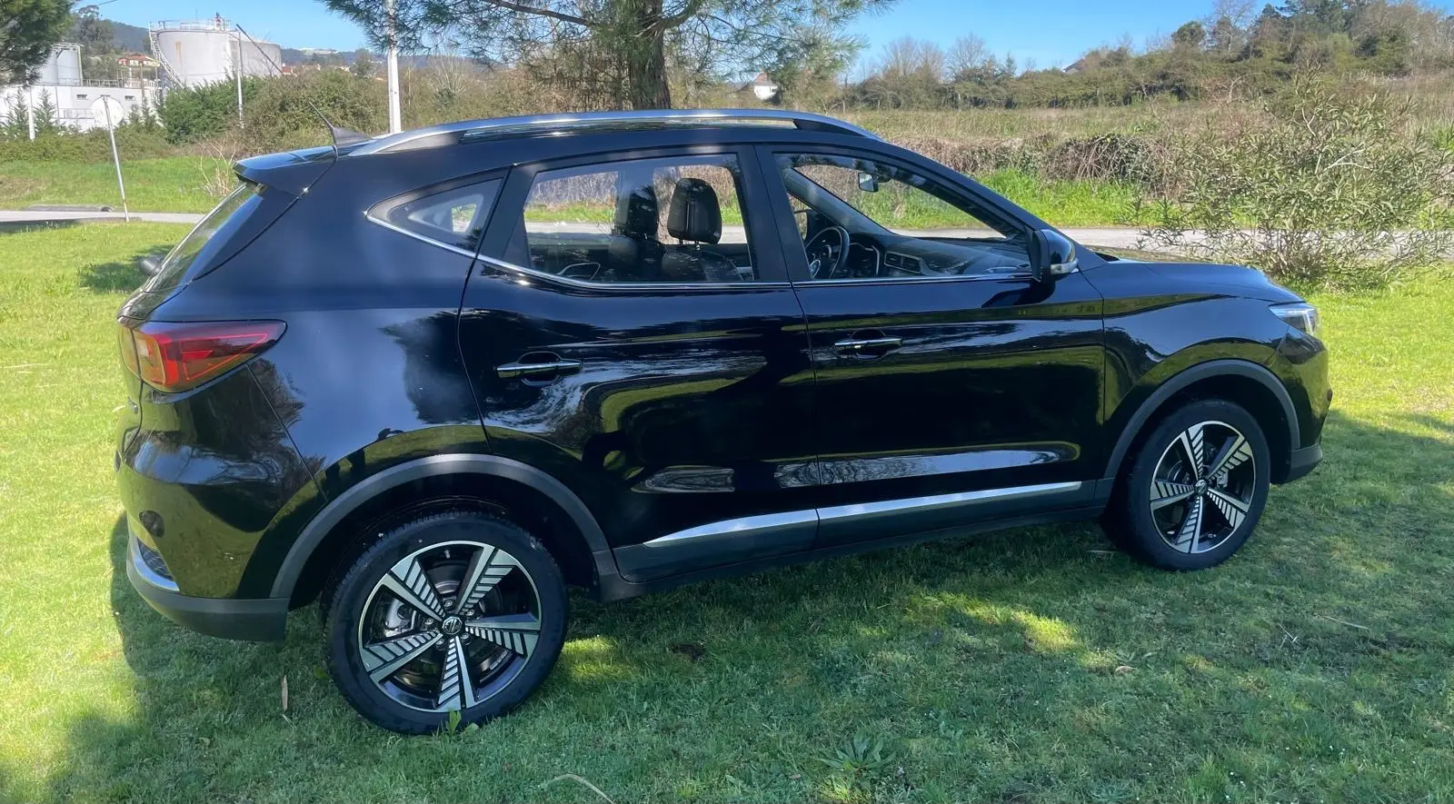 MG ZS Luxury 27