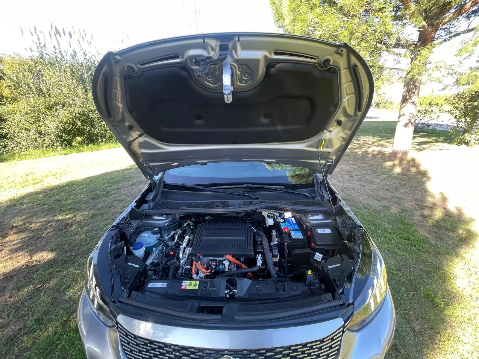 Peugeot e-2008 50 kWh GT 33