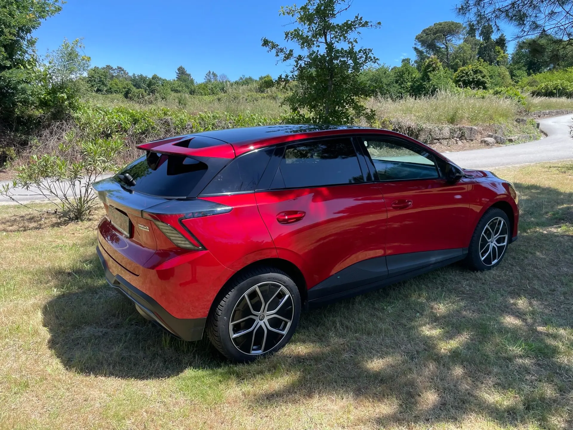 MG MG4 77 kWh Extended Range Luxury 22