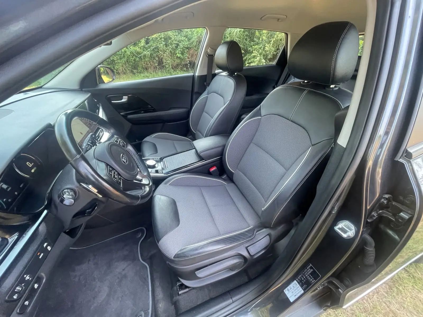 Kia e-Niro 64kWh 28
