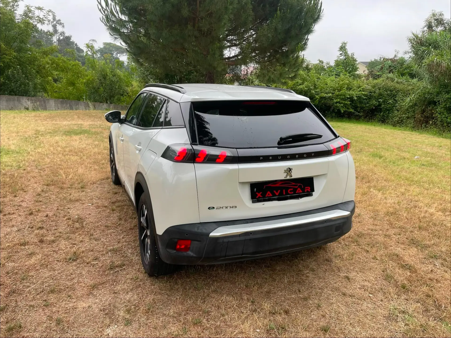 Peugeot e-2008 Allure 13