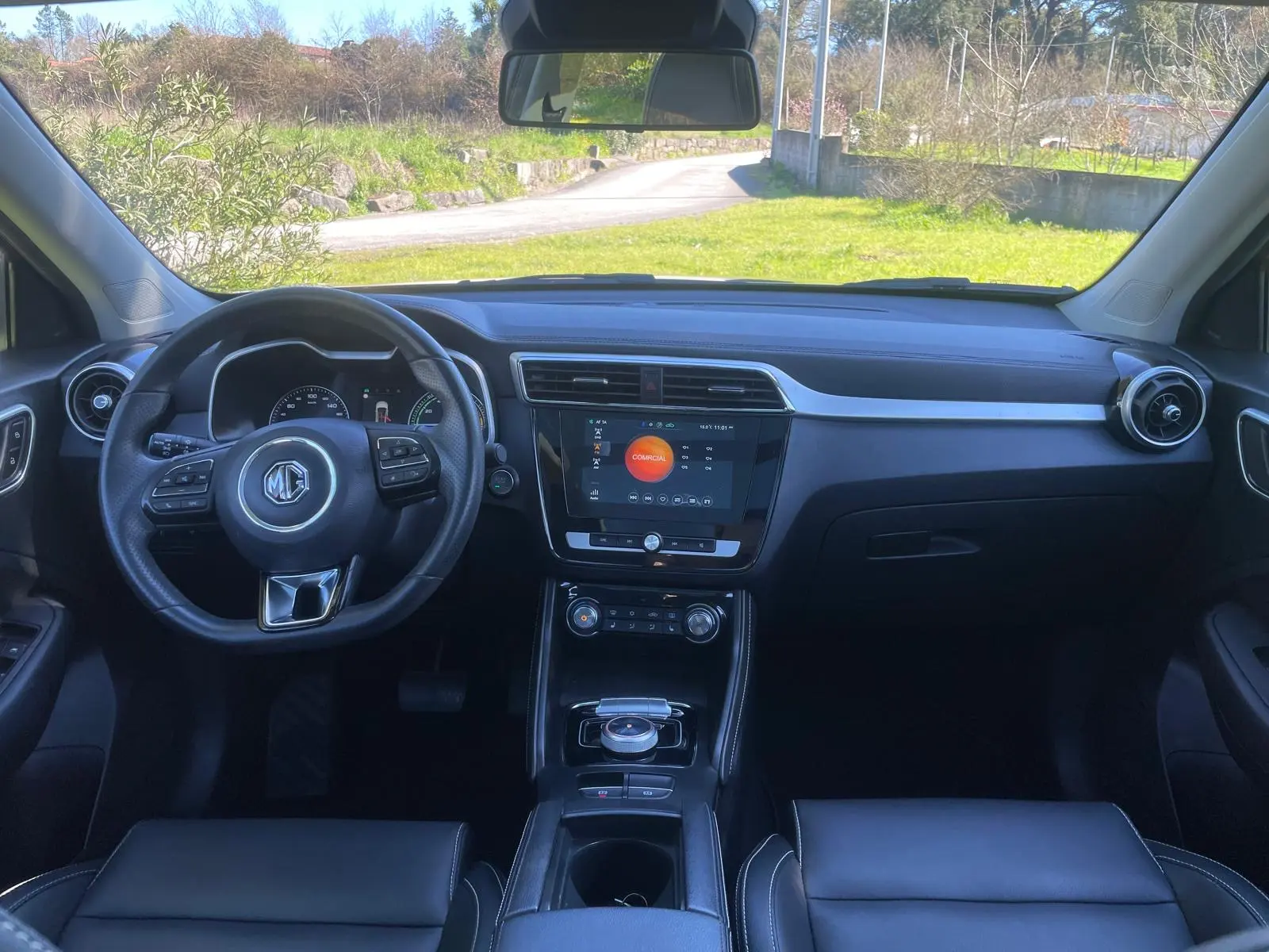 MG ZS Luxury 21
