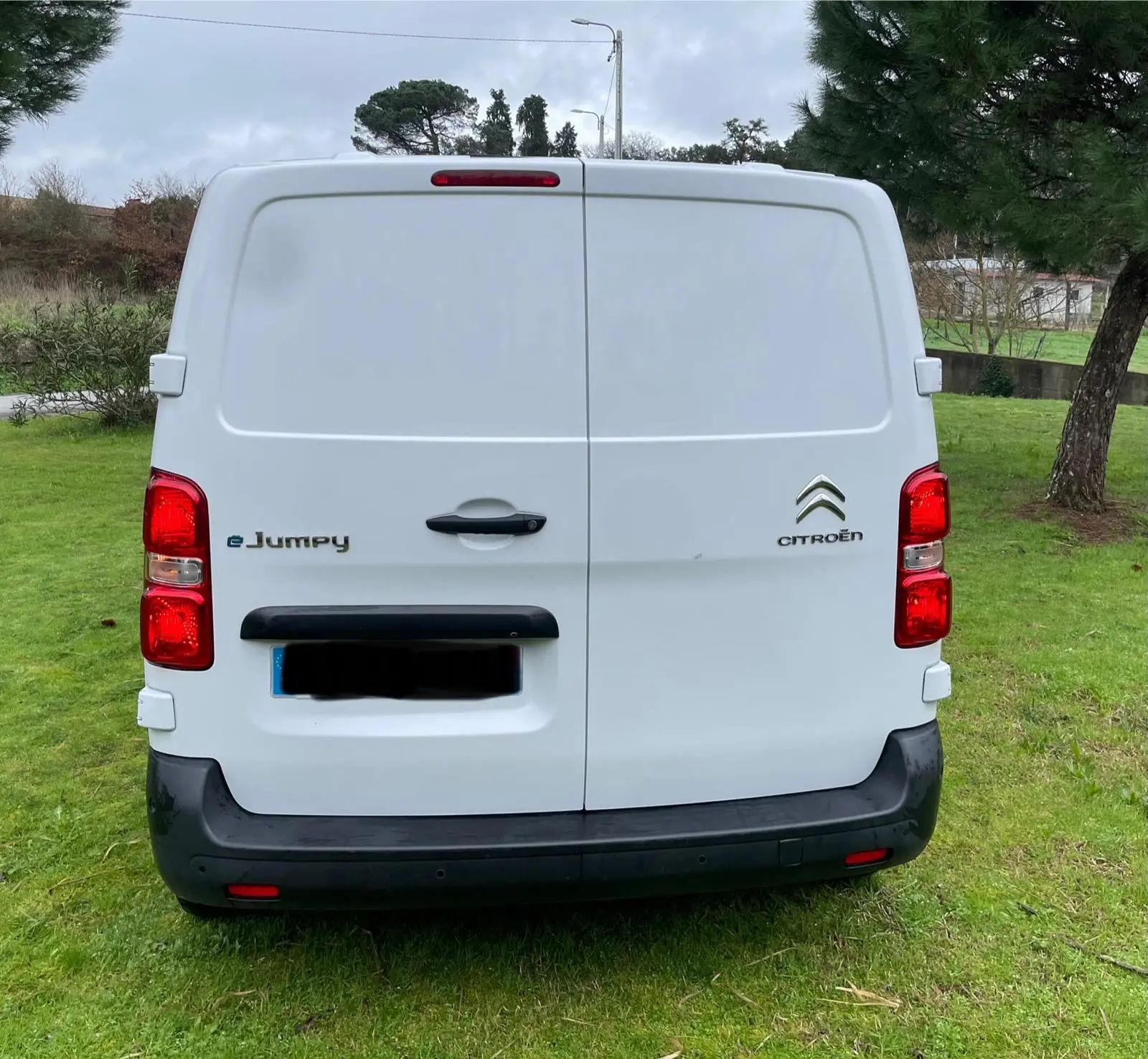 Citroën e-Jumpy Longa (75-kWh) 28