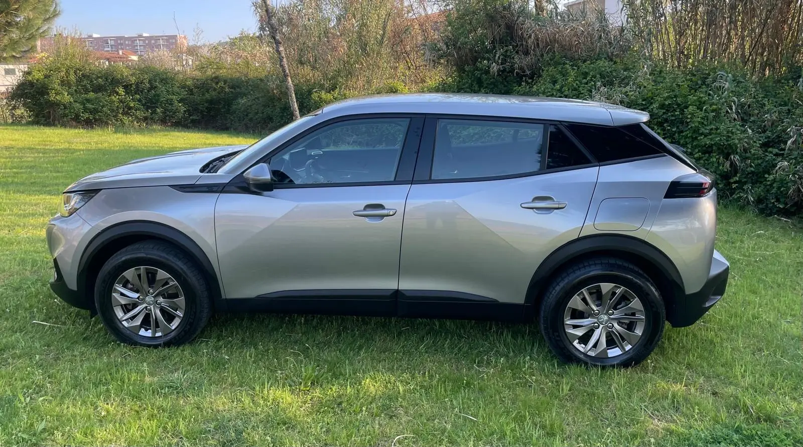 Peugeot e-2008 50 kWh Active 3