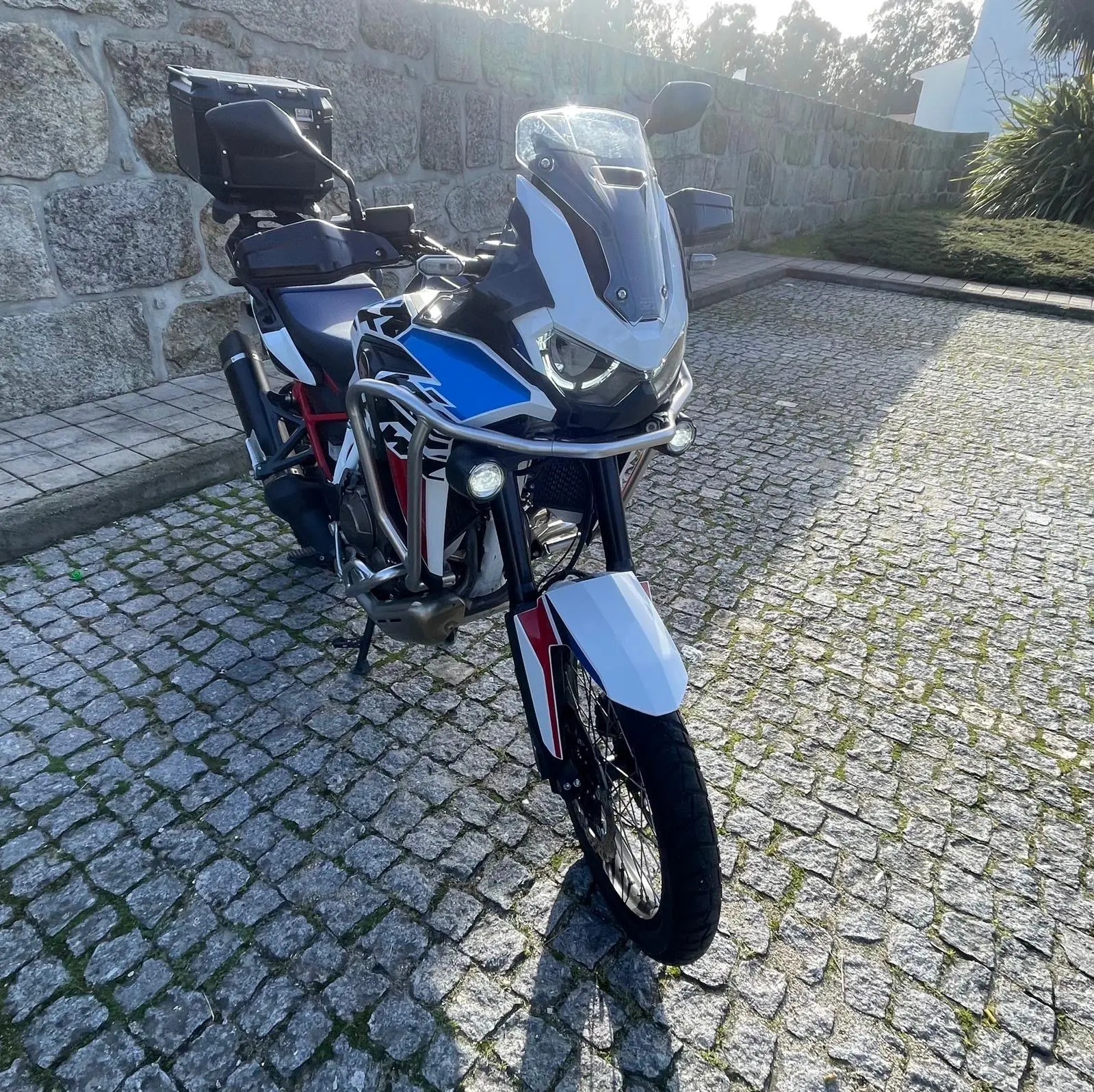 Honda Africa Twin Tricolor 7