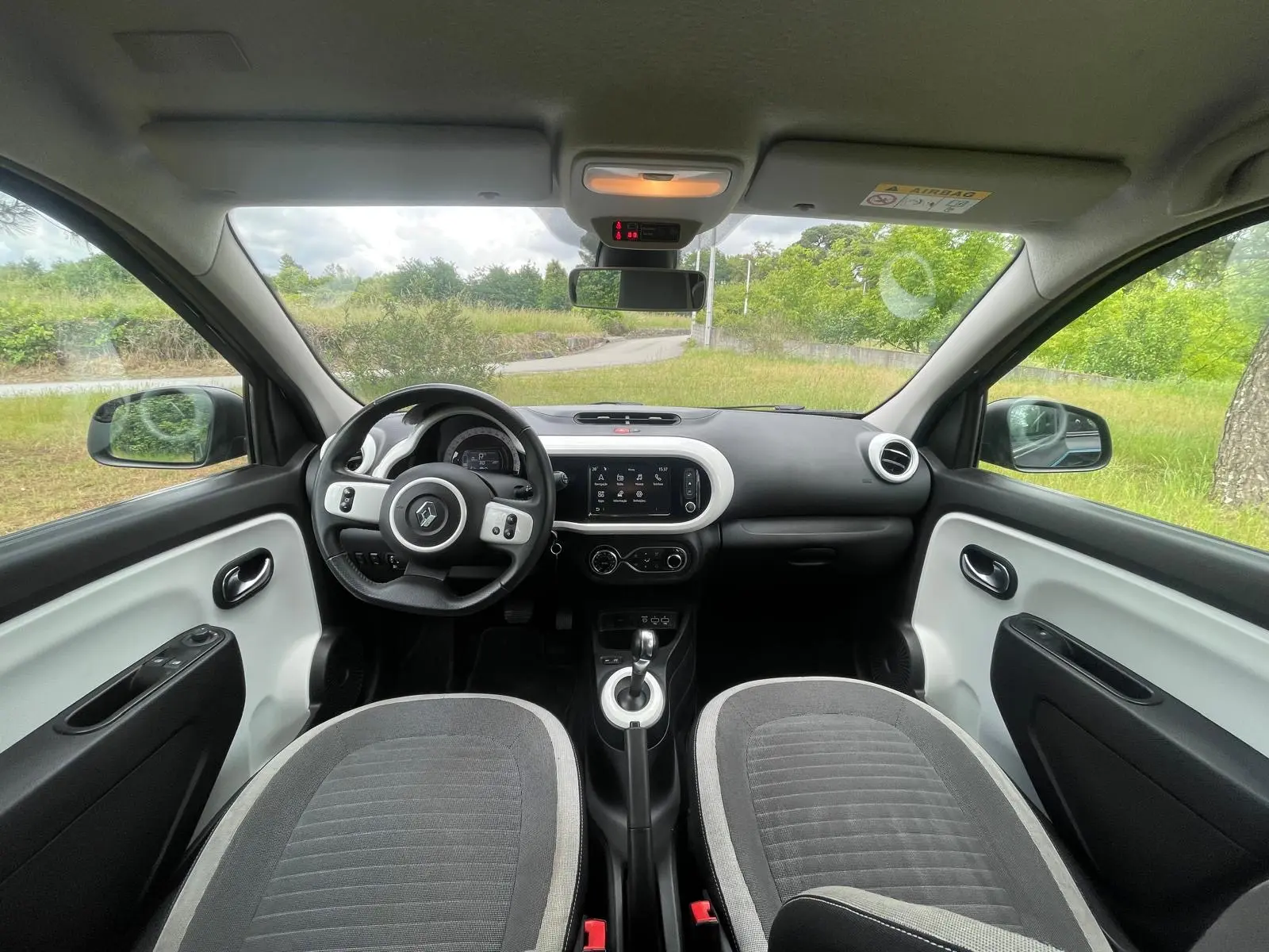 Renault Twingo E-Tech 27.5 kWh Evolution Autonomia Urbana 19
