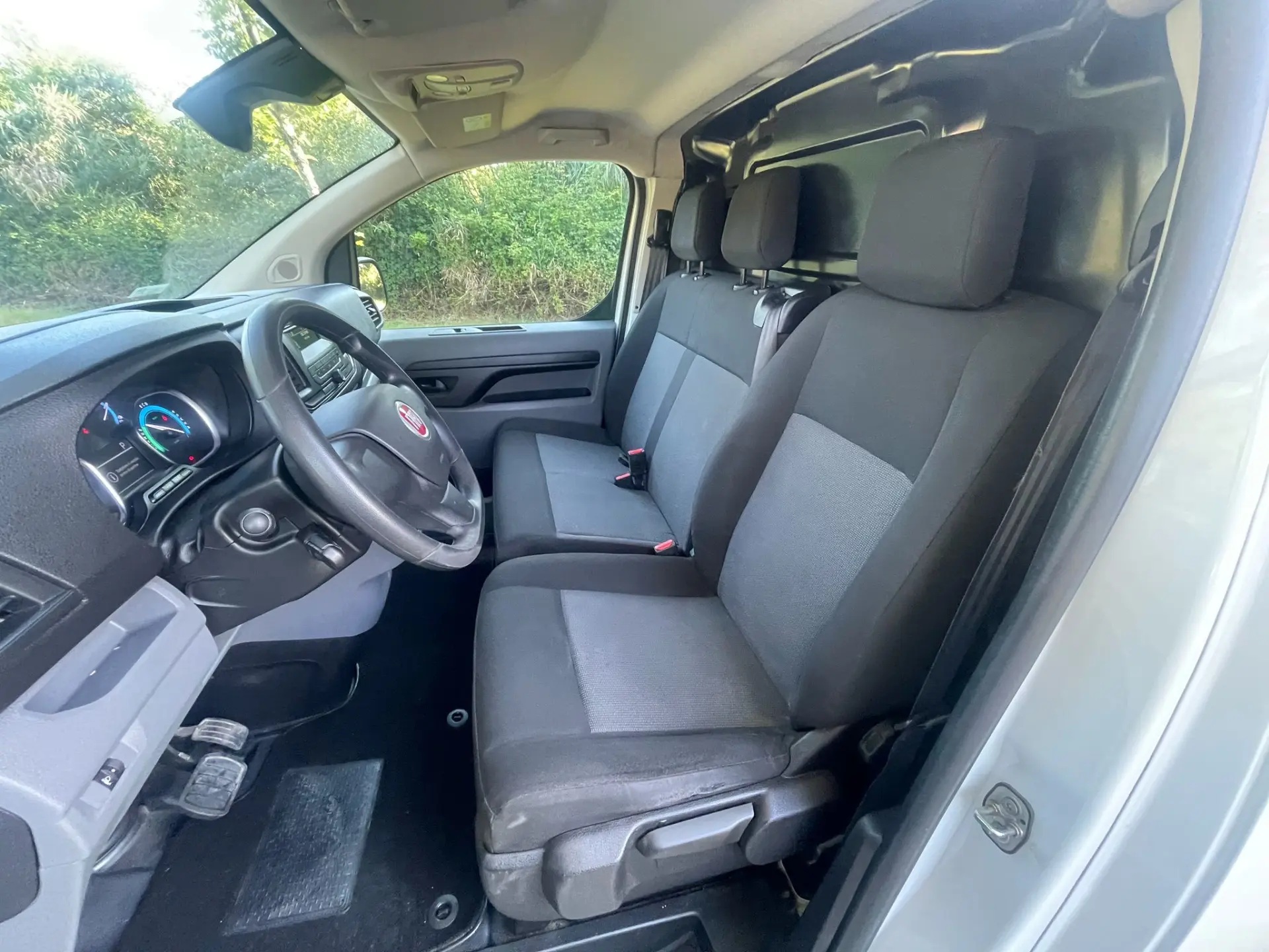Fiat e-Scudo L3 (75-kWh) 9