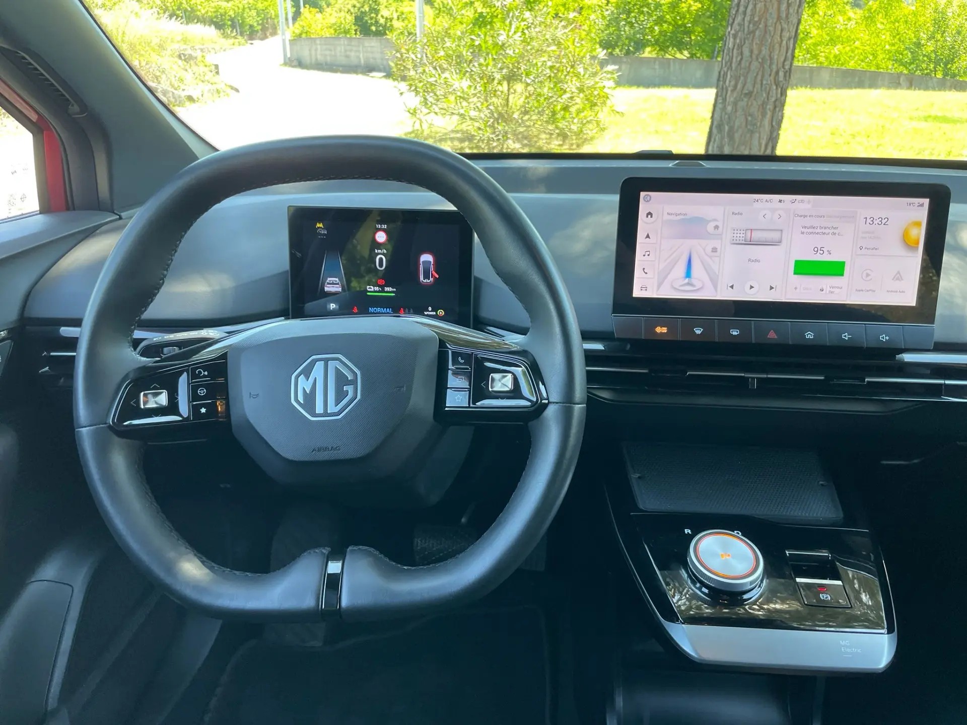 MG MG4 77 kWh Extended Range Luxury 39