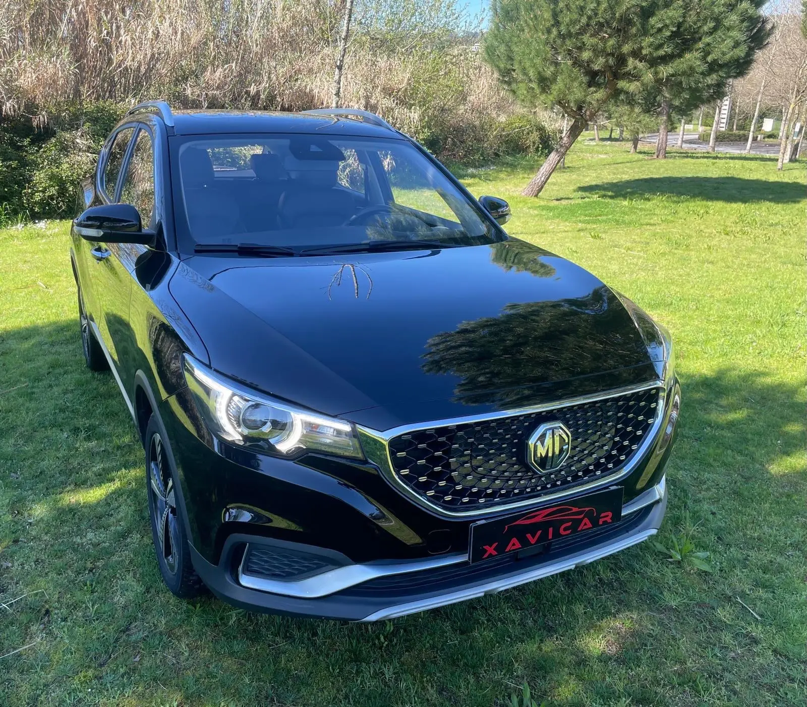 MG ZS Luxury 24