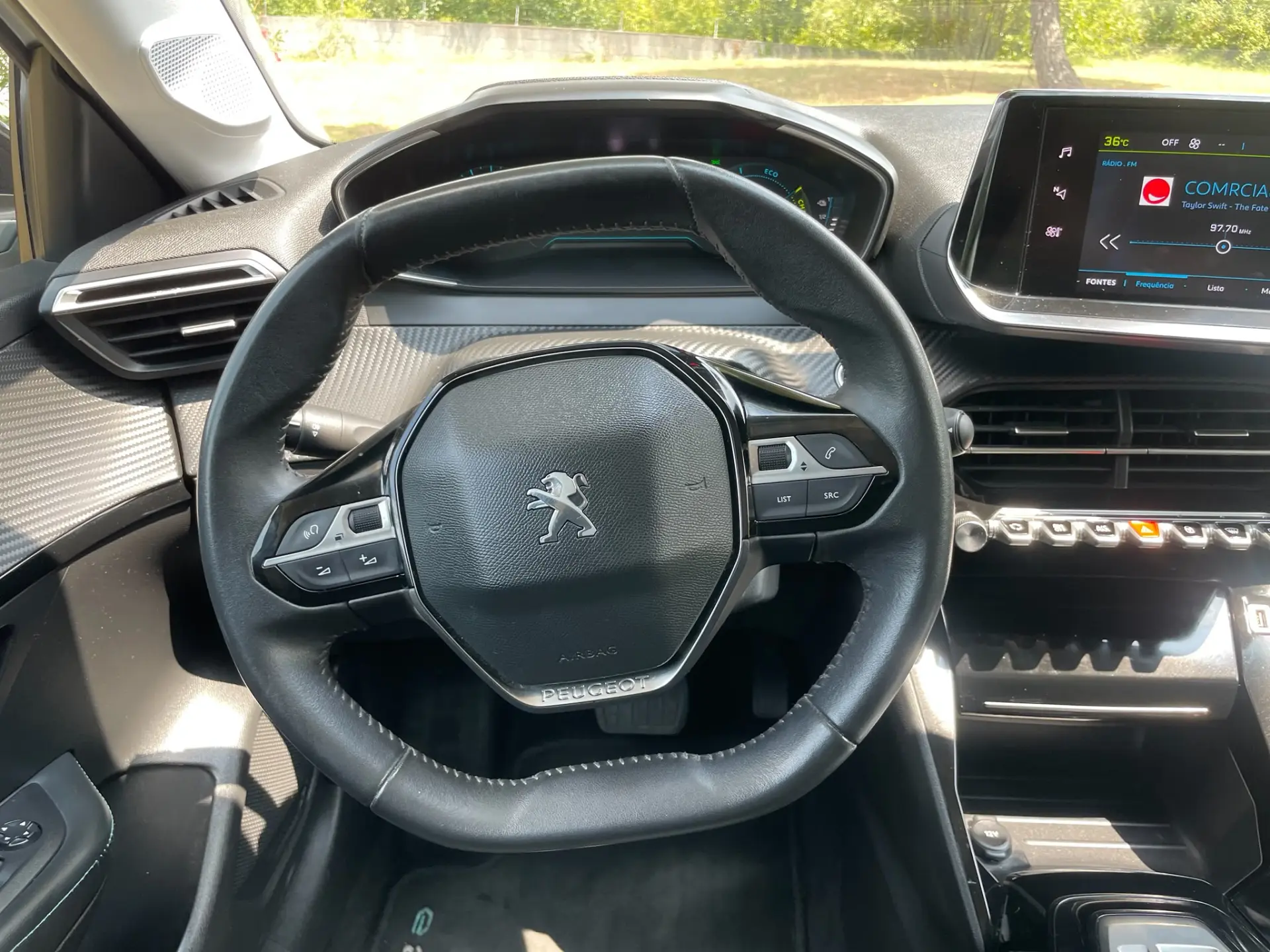 Peugeot e-208 50 kWh Allure Pack 22