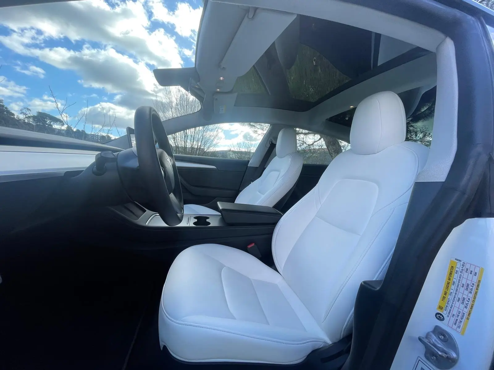 Tesla Model 3 Long Range AWD Dual Motor Performance 6