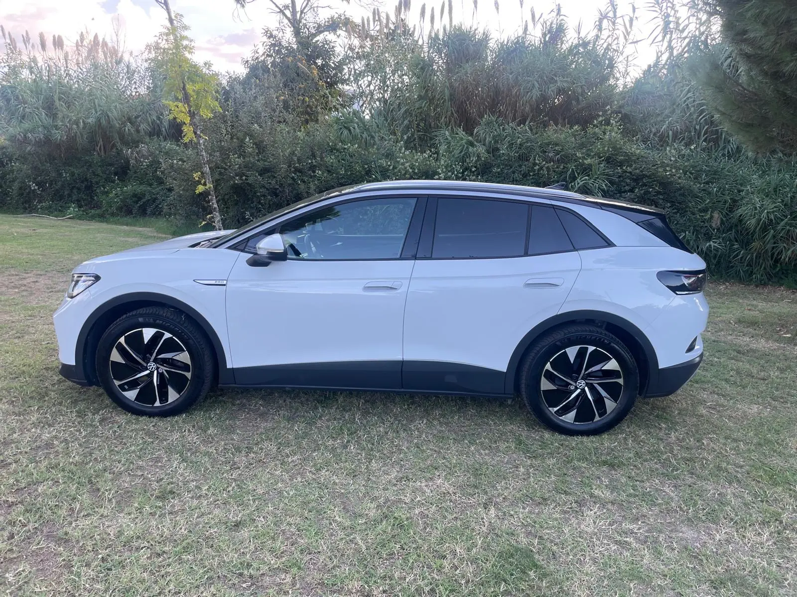 Volkswagen ID.4 77 kWh Pro Performance 2