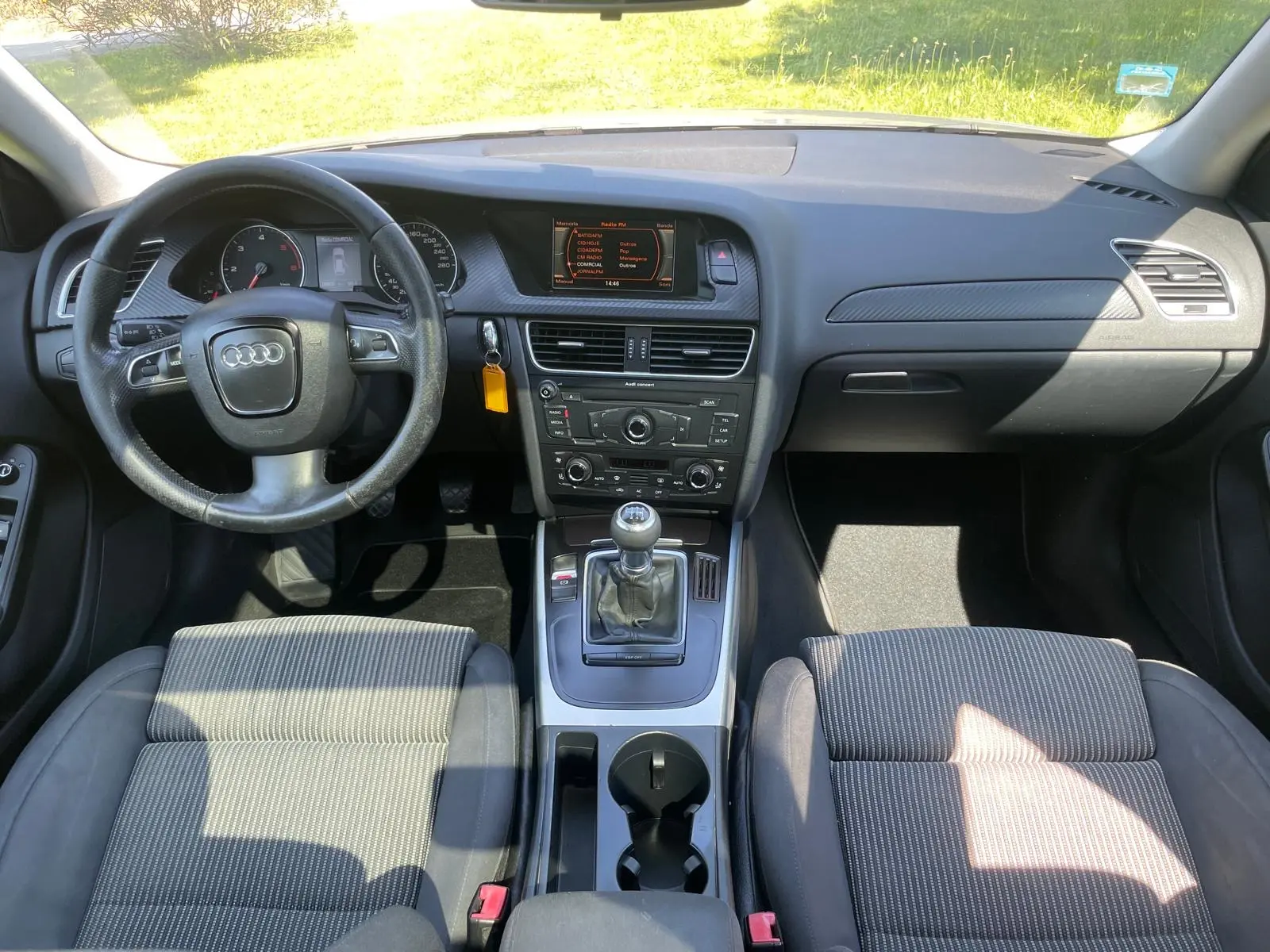 Audi A4 Avant 2.0 TDI Business Line 11