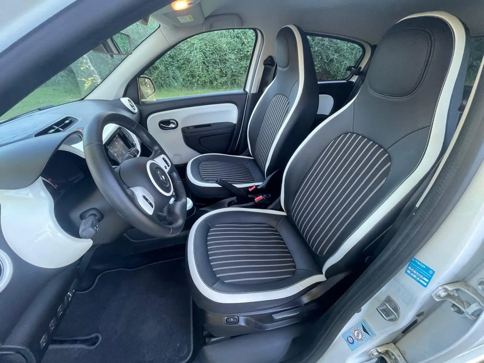 Renault Twingo E-Tech 27.5 kWh Techno Autonomia Urbana 25