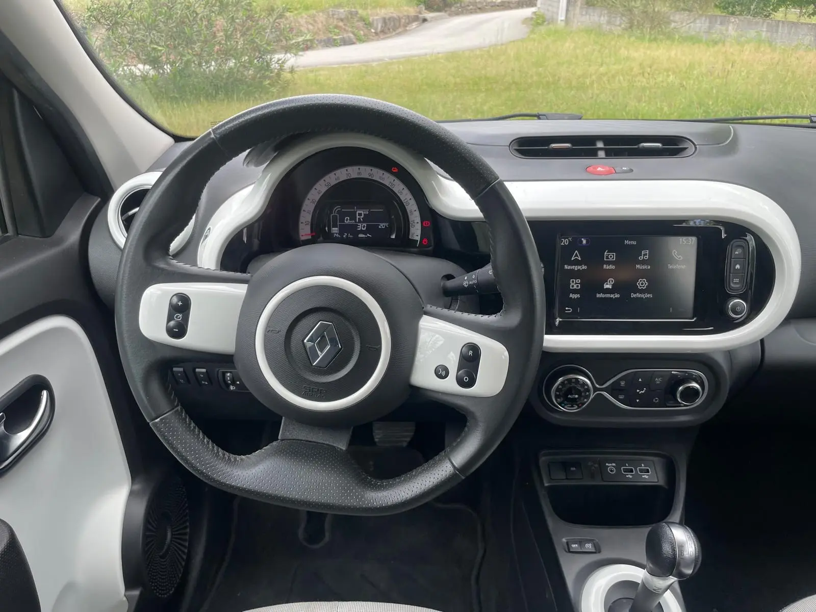 Renault Twingo E-Tech 27.5 kWh Evolution Autonomia Urbana 24