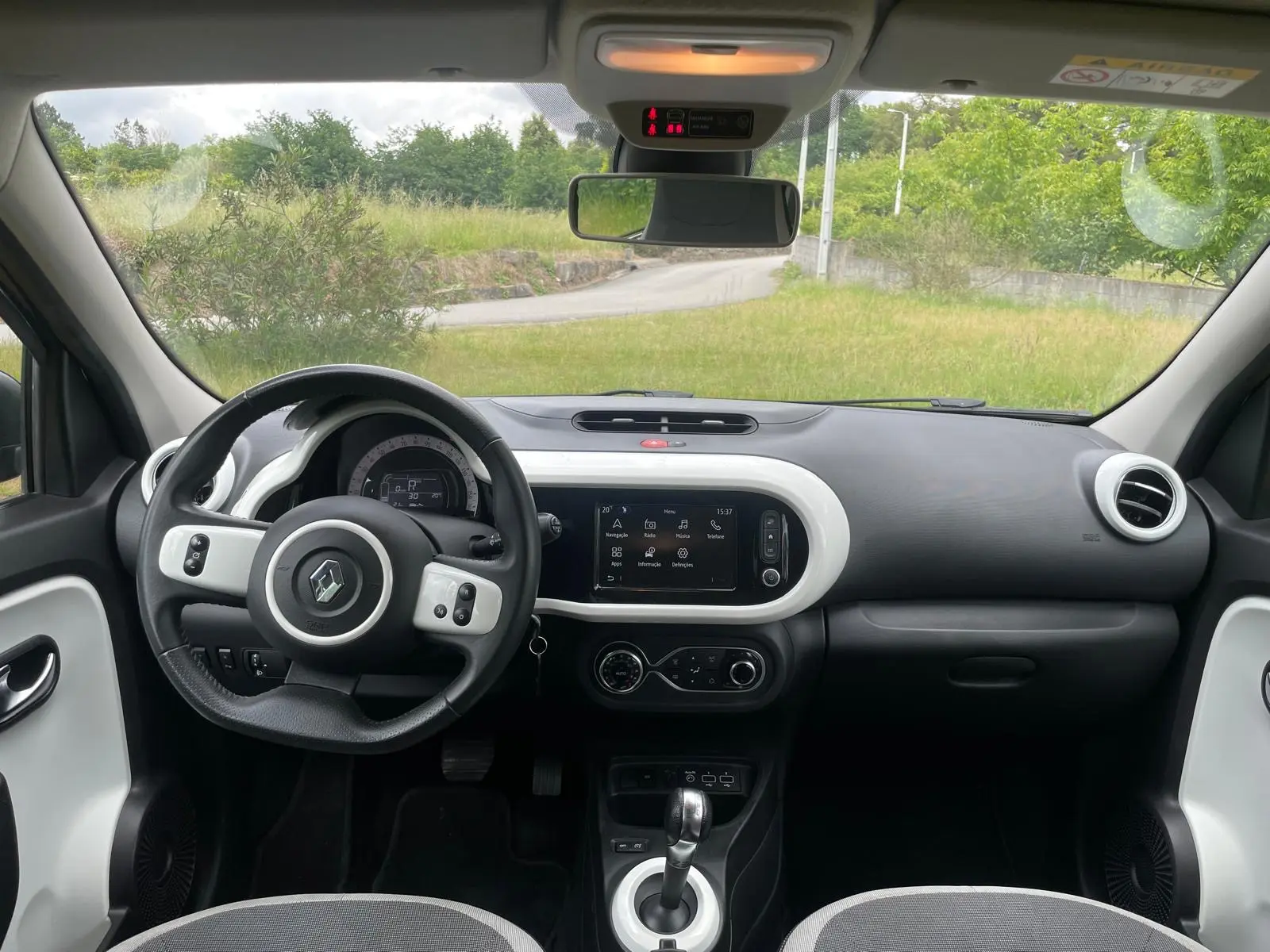 Renault Twingo E-Tech 27.5 kWh Evolution Autonomia Urbana 21