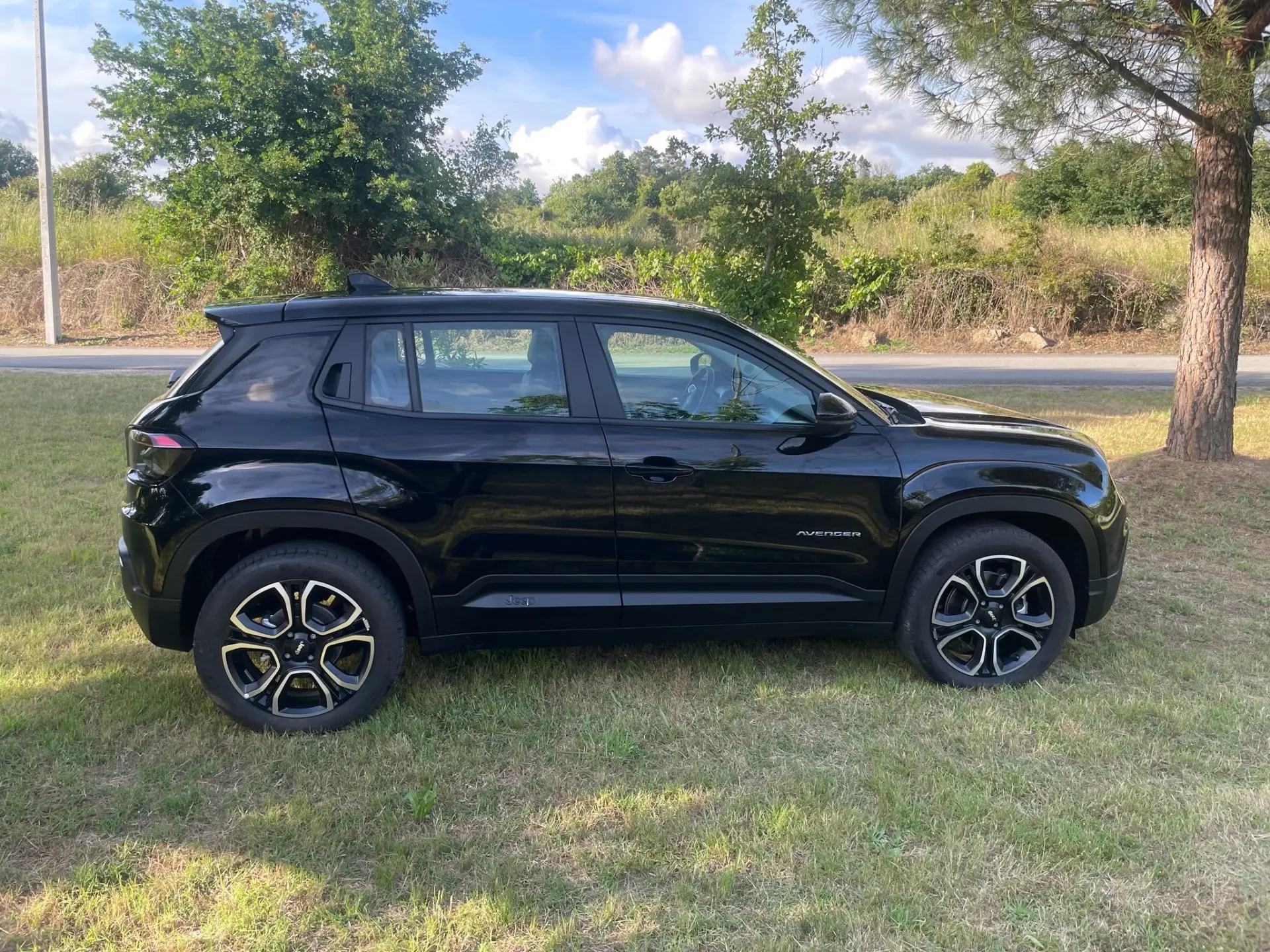 Jeep Avenger 10