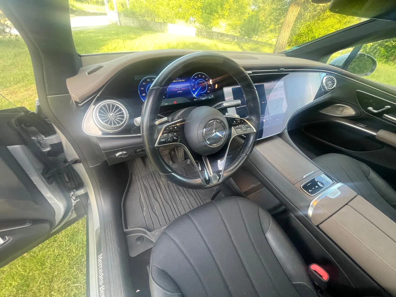 Mercedes-Benz EQS 450+ 22