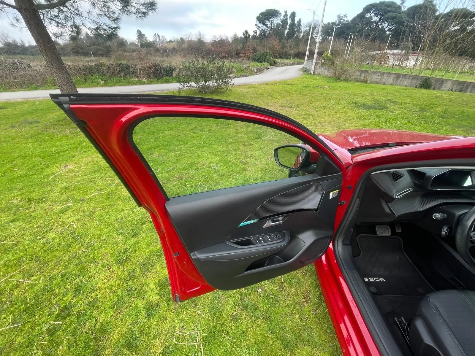 Peugeot e-208 Allure 9