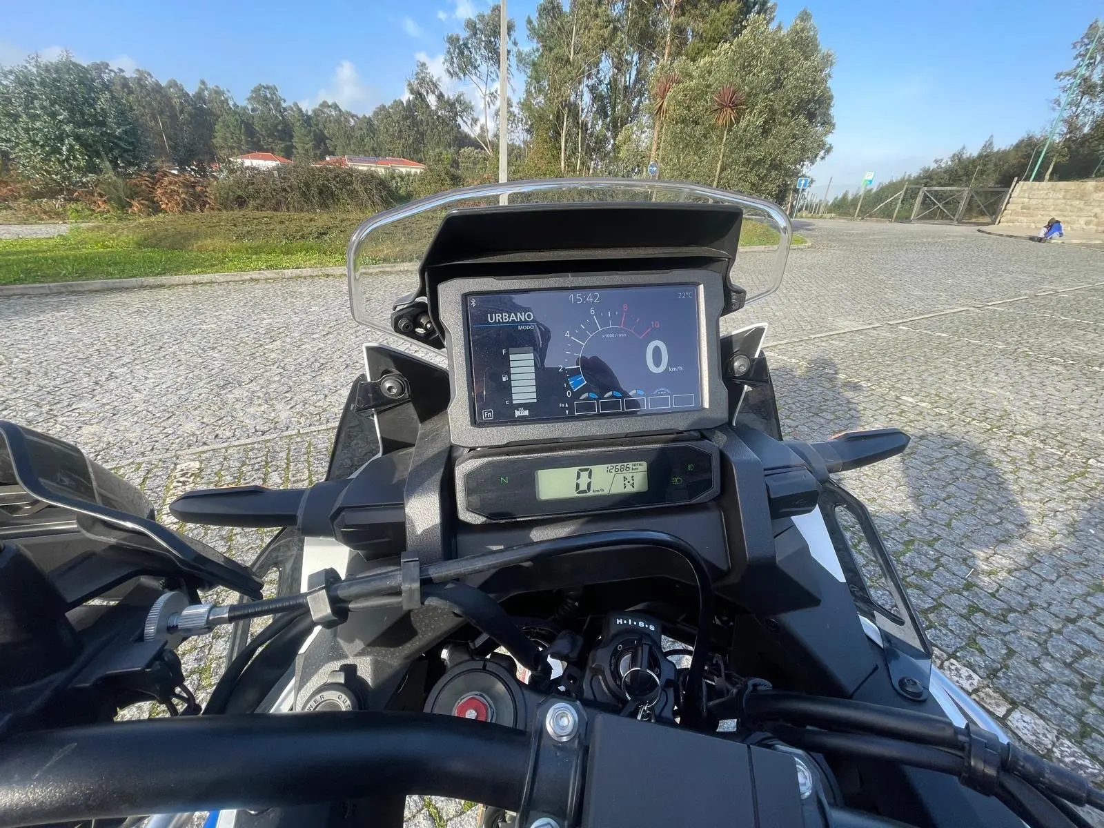 Honda Africa Twin Tricolor 6