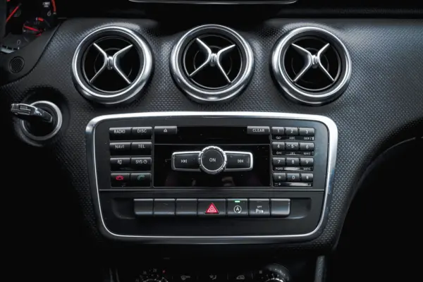 Mercedes-Benz A 160 d Urban 27