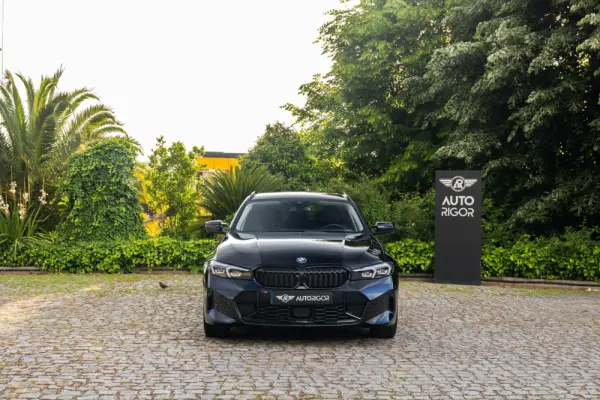 BMW 320 Touring Pack M Auto 8