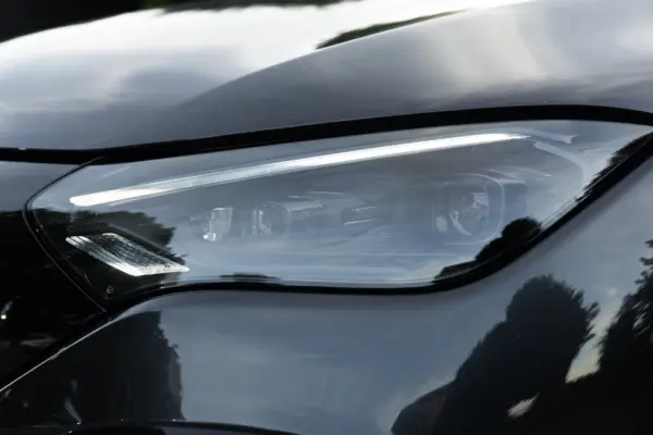 Mercedes-Benz EQE 300 Electric Art 11