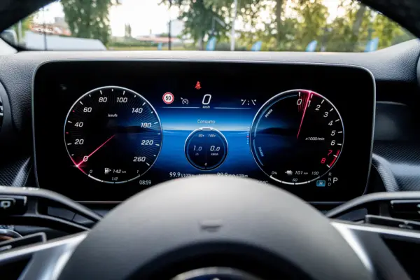 Mercedes-Benz GLC 300 e 4Matic 9G-TRONIC AMG Line Advanced 30