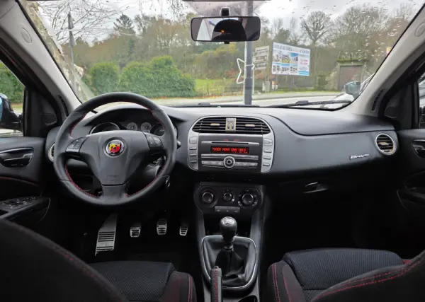 Fiat Bravo 1.4 T-Jet 16V Sport R 10