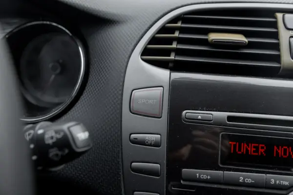 Fiat Bravo 1.4 T-Jet 16V Sport R 19