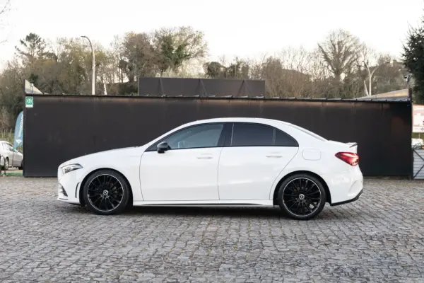 Mercedes-Benz A 180 d AMG Line Aut. 4