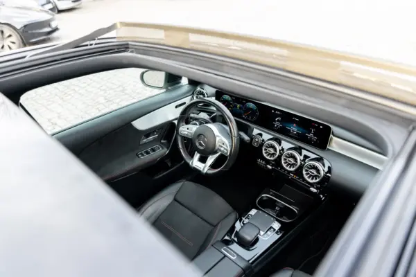 Mercedes-Benz A 180 d AMG Line Aut. 21