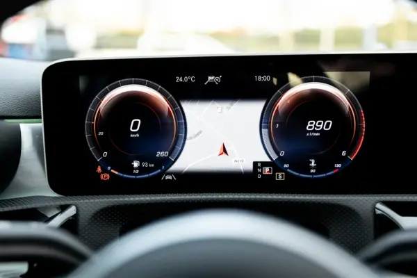 Mercedes-Benz A 180 d AMG Line Aut. 26