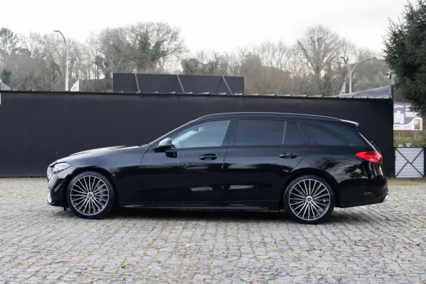 Mercedes-Benz C 220 d AMG Line 4