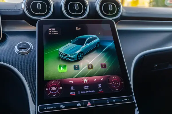 Mercedes-Benz C 220 d AMG Line 48