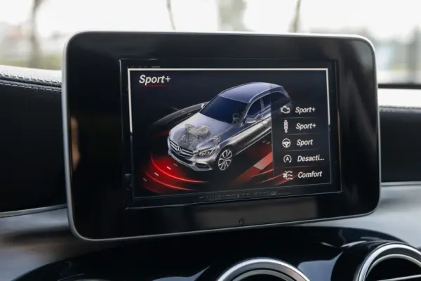 Mercedes-Benz C 220 BlueTEC AMG Line Aut. 32