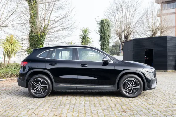 Mercedes-Benz EQA 250 AMG Line 6