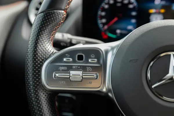 Mercedes-Benz EQA 250 AMG Line 37