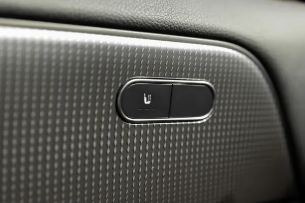 Mercedes-Benz EQA 250 AMG Line 39