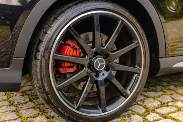 Mercedes-Benz GLA 45 AMG 4-Matic 8