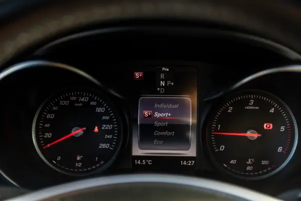 Mercedes-Benz GLC 250 d AMG Line 4-Matic 21