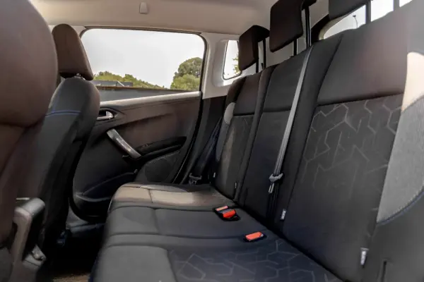 Peugeot 2008 1.6 BlueHDi Style 26