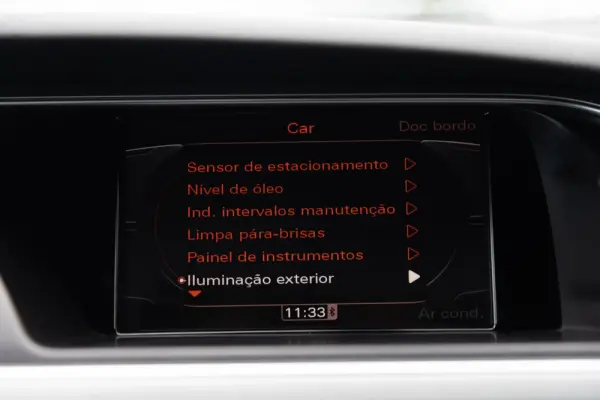Audi A5 2.0 TDi S-line 26