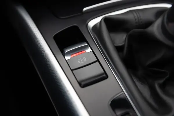 Audi A5 2.0 TDi S-line 28