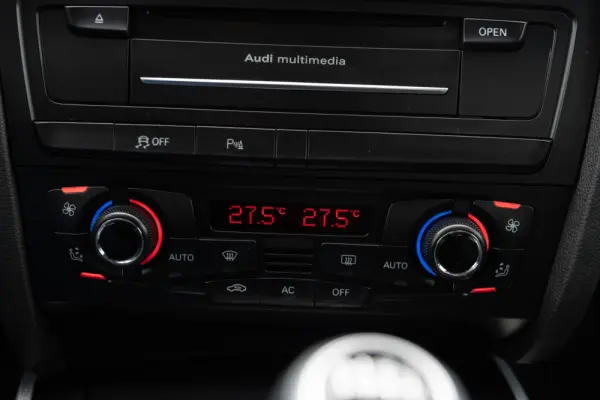 Audi A5 2.0 TDi S-line 31