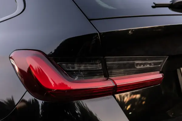 BMW 320 d Touring Pack Desportivo M Auto 8