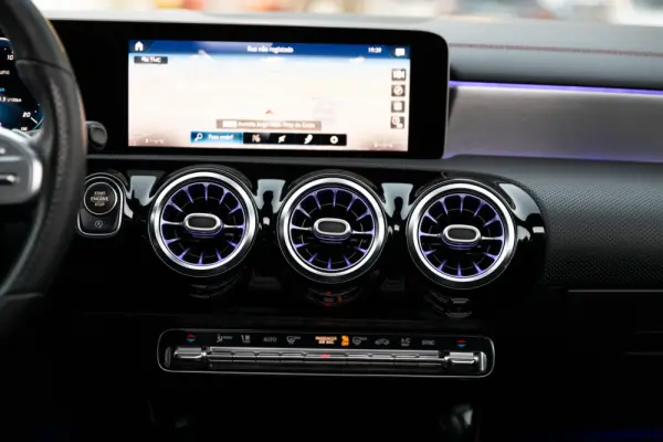 Mercedes-Benz CLA 180 d AMG Line Aut. 16