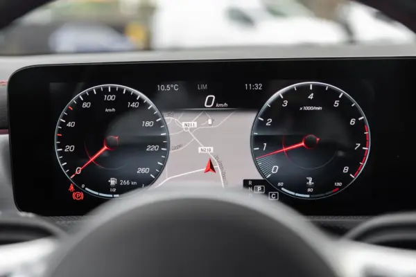 Mercedes-Benz CLA 250 AMG Line Aut. 17