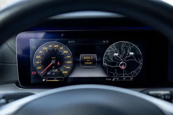 Mercedes-Benz E 220 d AMG 17