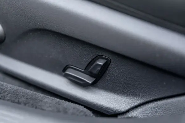 Mercedes-Benz E 220 d AMG 52